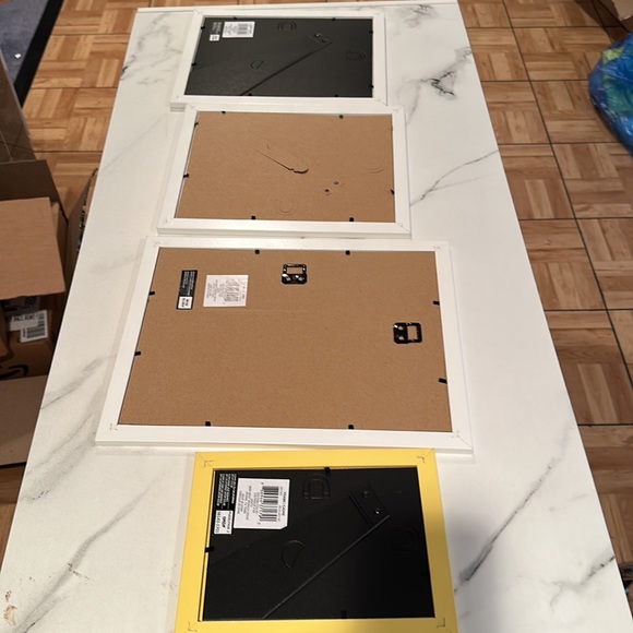 Set of four Logan frames. - Picture 4 of 4